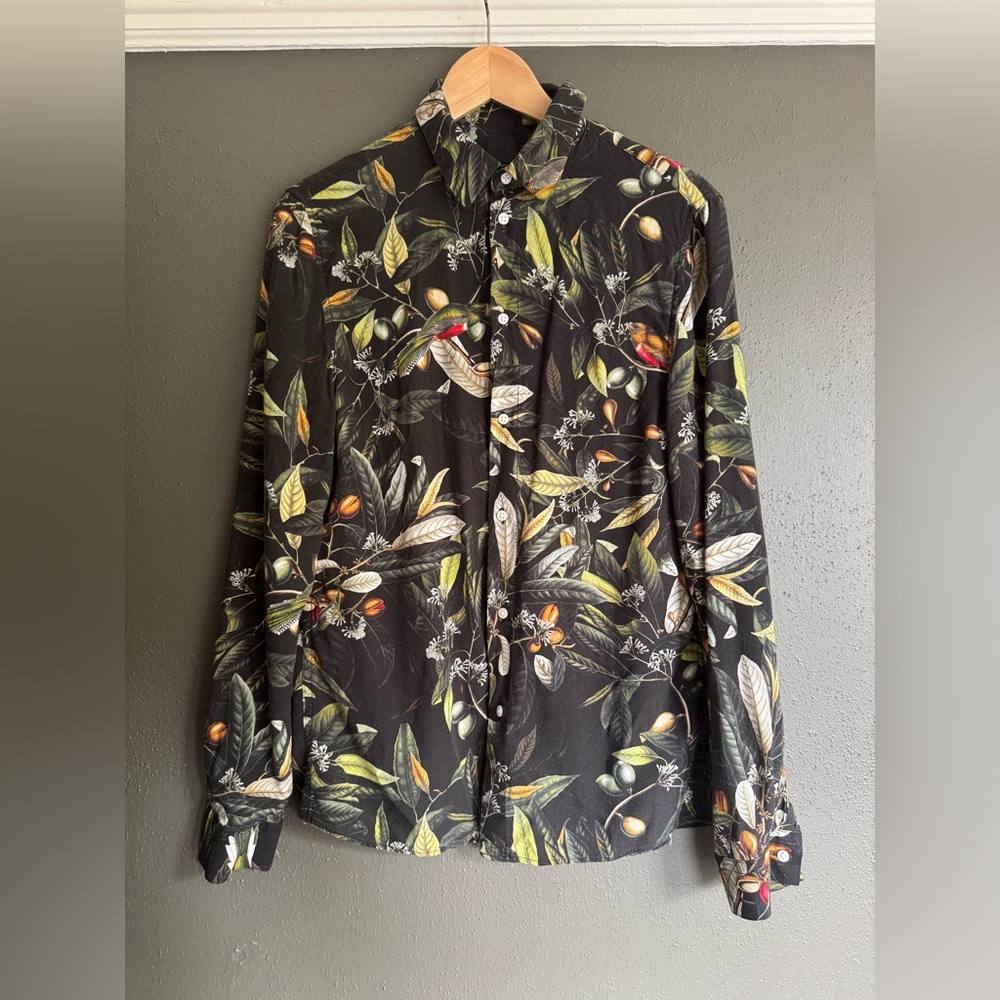 H&M Flora and Fauna Button-Down Shirt Sz S